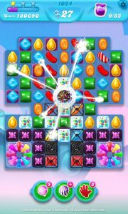 Candy Crush Soda Saga MOD APK 1.222.4 (Unlimited Moves) 2